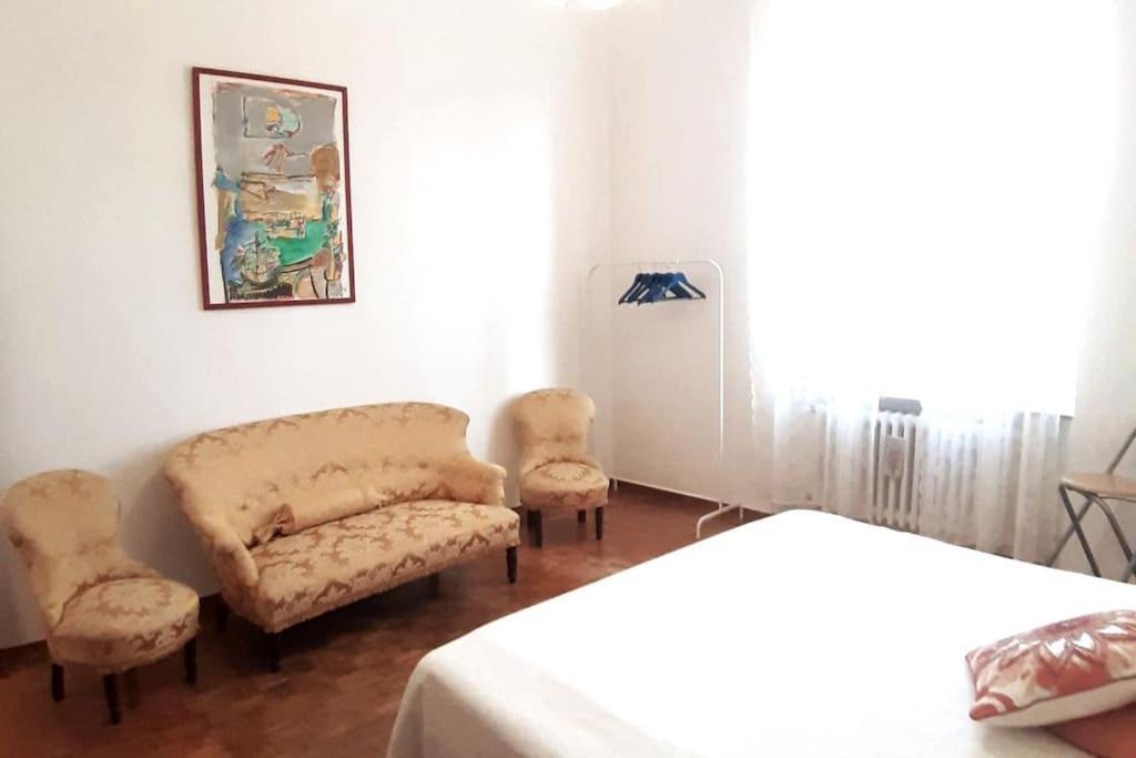 Gabry'S Home Three-Bedroom Big Apartment Near City Center & Train Station To Pisa And Florence & Ferries To Sardegna Corsica Livorno Kültér fotó