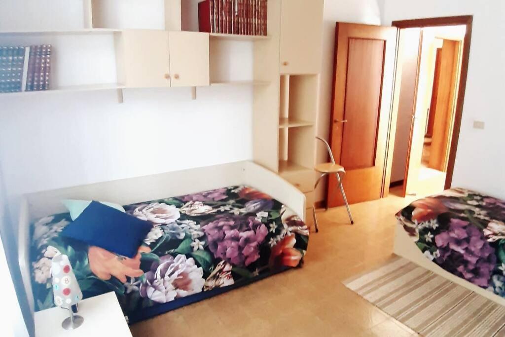 Gabry'S Home Three-Bedroom Big Apartment Near City Center & Train Station To Pisa And Florence & Ferries To Sardegna Corsica Livorno Kültér fotó