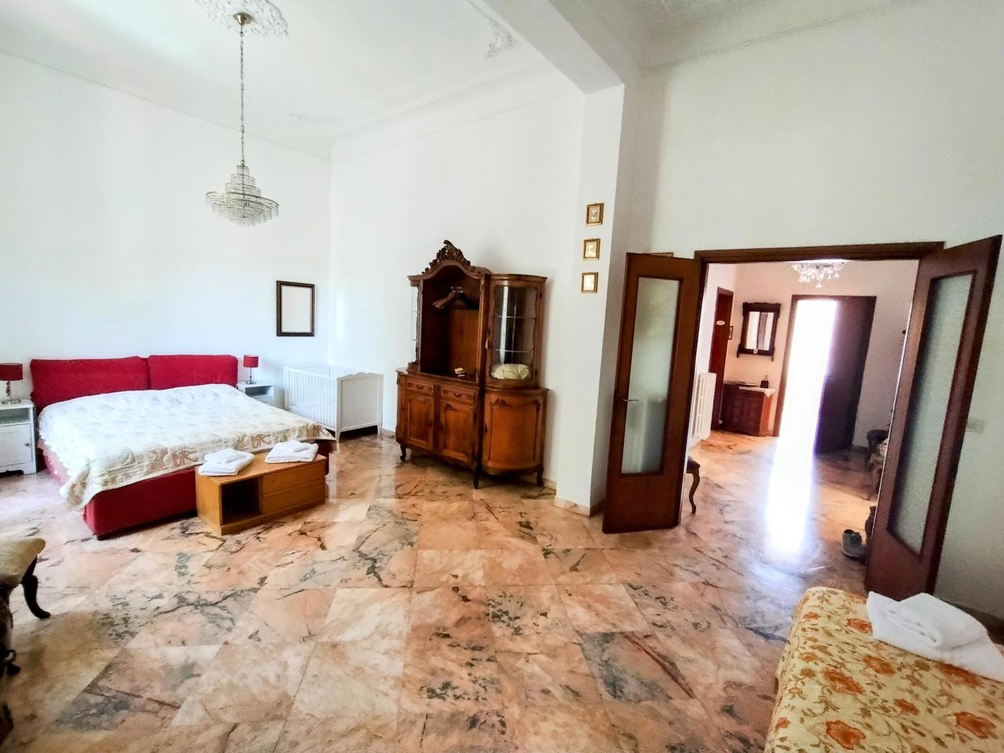 Gabry'S Home Three-Bedroom Big Apartment Near City Center & Train Station To Pisa And Florence & Ferries To Sardegna Corsica Livorno Kültér fotó